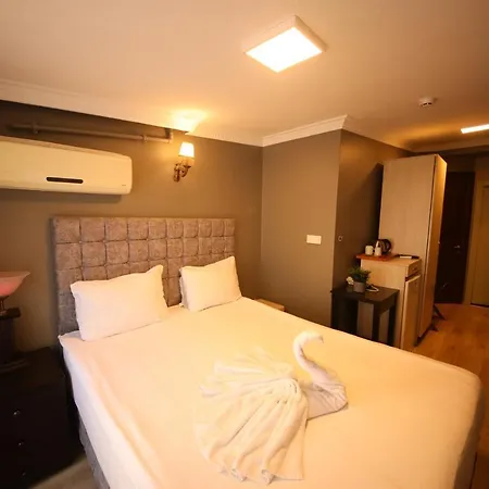 Cumbali Luxury Boutique Hotel