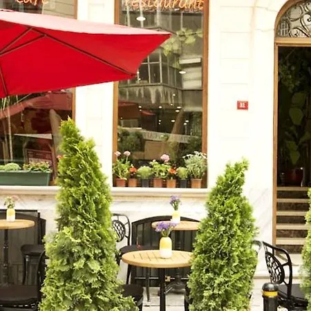 Cumbali Luxury Boutique